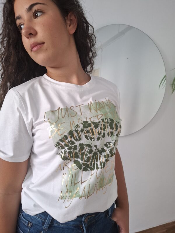 Camiseta labios verde